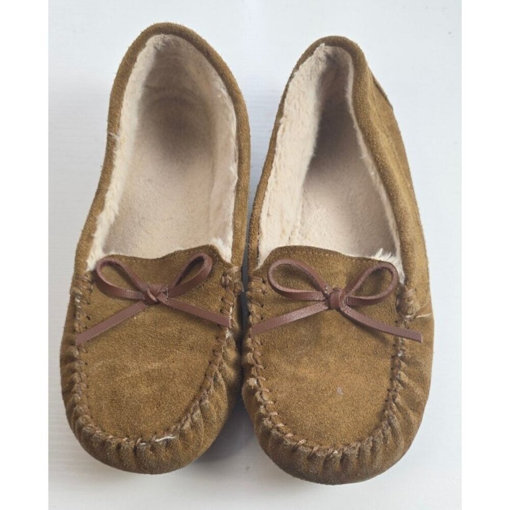 Secret Treasures Moccasin Slipper size 6
